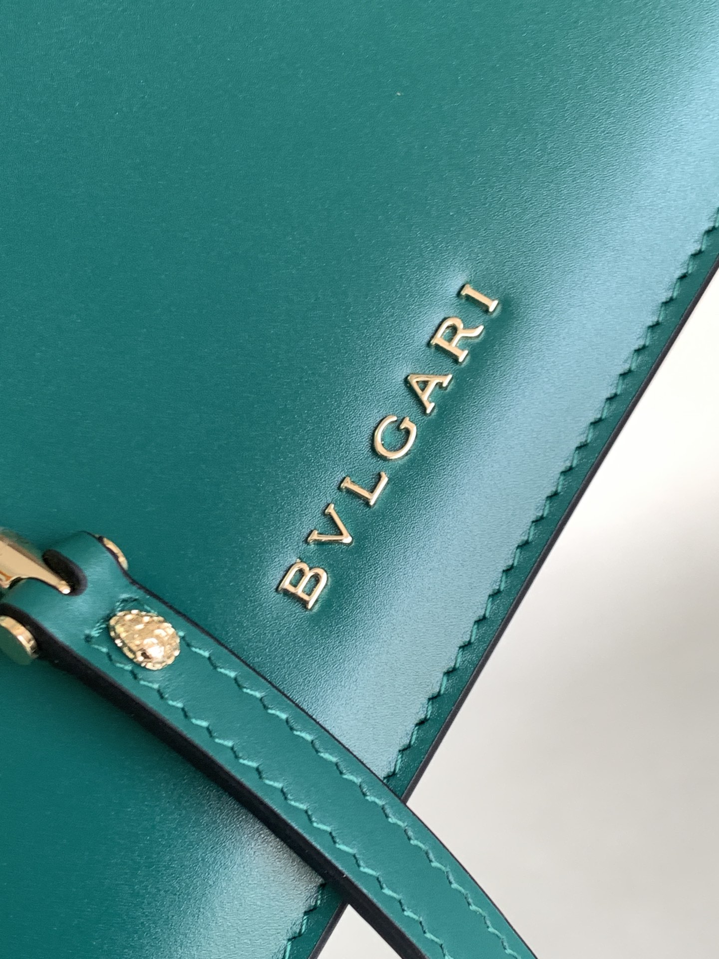 Bvlgari Serpenti Forever Medium Top Handle Green